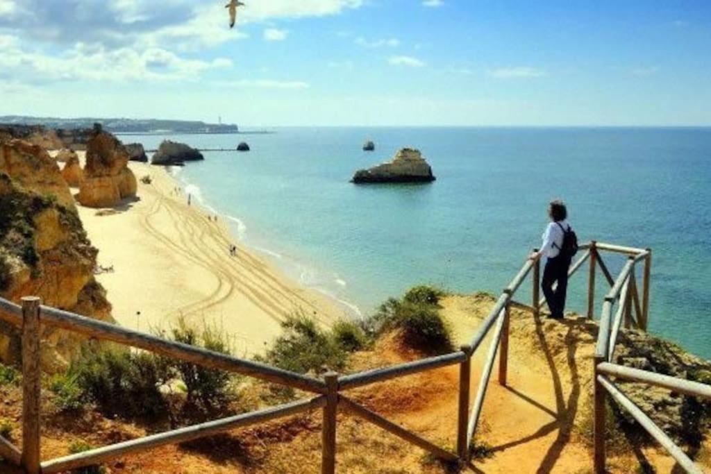 Apartamento Encantador A 100M Da Praia 카르보에이루 외부 사진