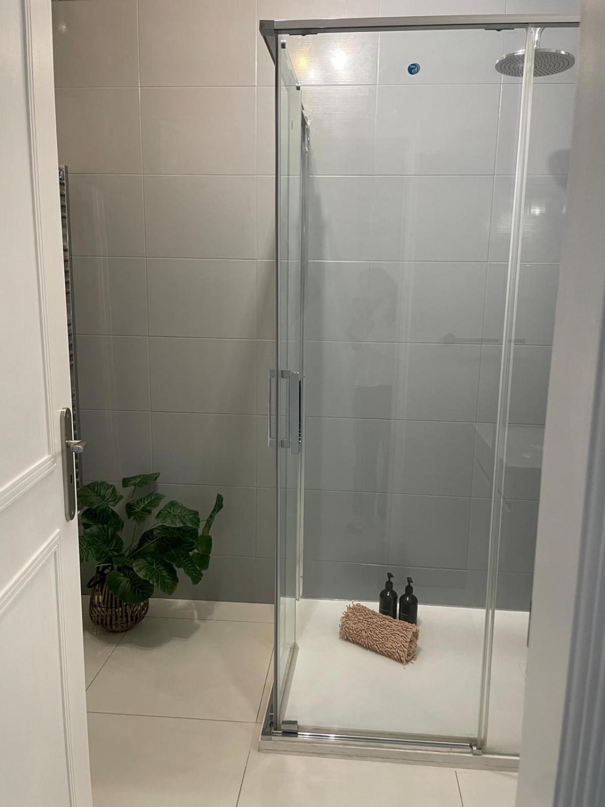 Apartamento Encantador A 100M Da Praia 카르보에이루 외부 사진